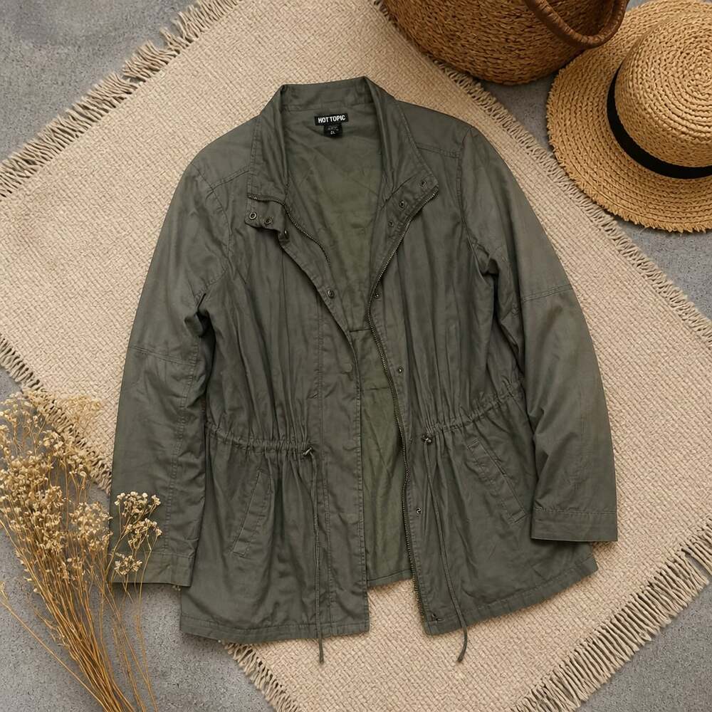 Hot Topic Olive Green Utility Anorak Jacket with Lace Skull Back Detail